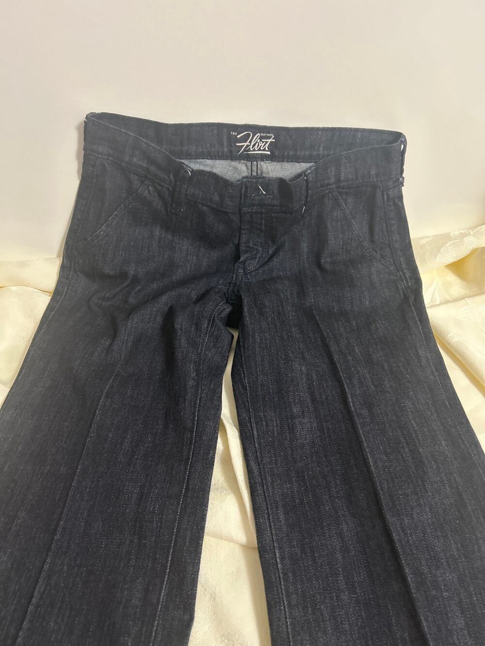 Old Navy Flirt Size 2